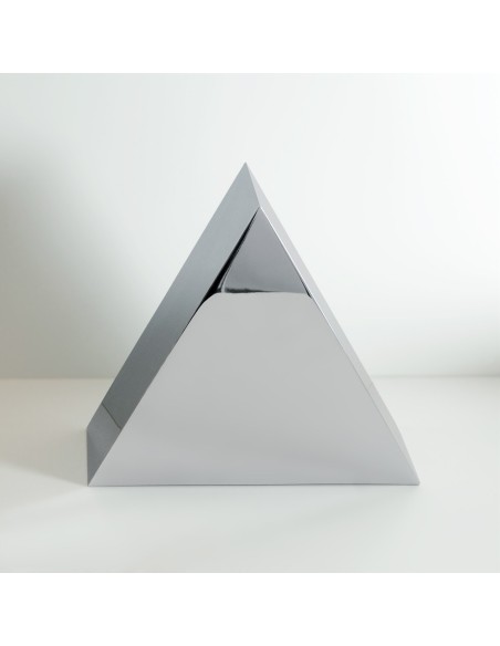 Urna-funeraria-de-hierro-THERE-IS-A-LIGHT