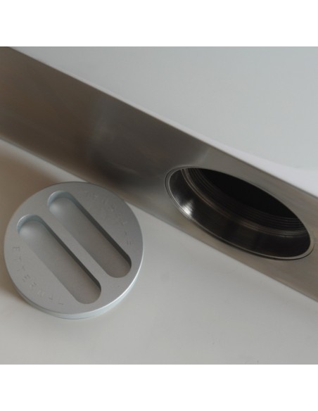 Urna-funeraria-de-hierro-THERE-IS-A-LIGHT