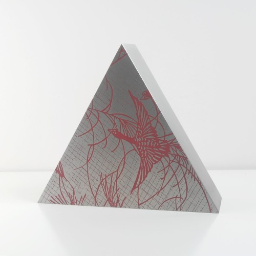 Urna-funeraria-de-acero-inoxidable-TORI-TRIANGLE