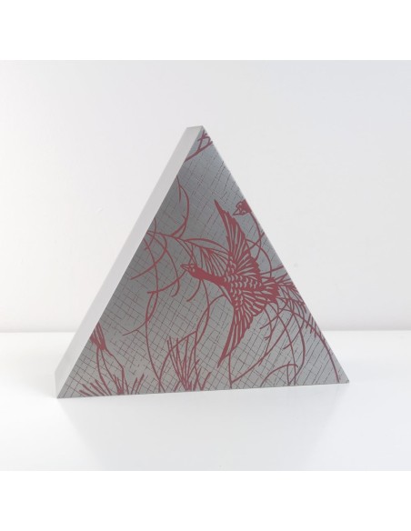 Urna-funeraria-de-hierro-THERE-IS-A-LIGHT