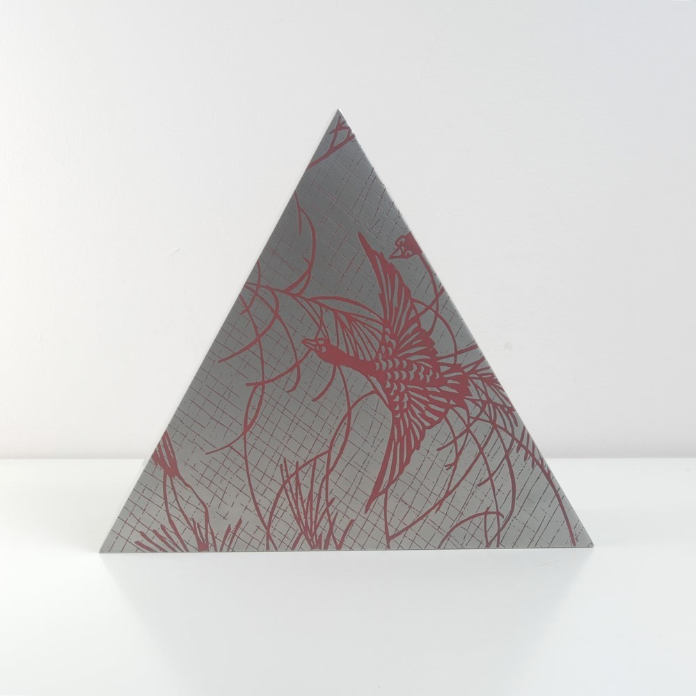 Urna-funeraria-de-hierro-THERE-IS-A-LIGHT