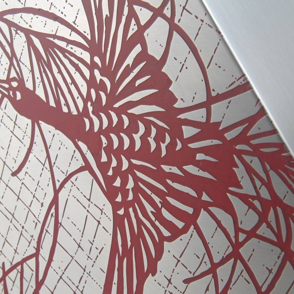 Urna-funeraria-de-hierro-THERE-IS-A-LIGHT