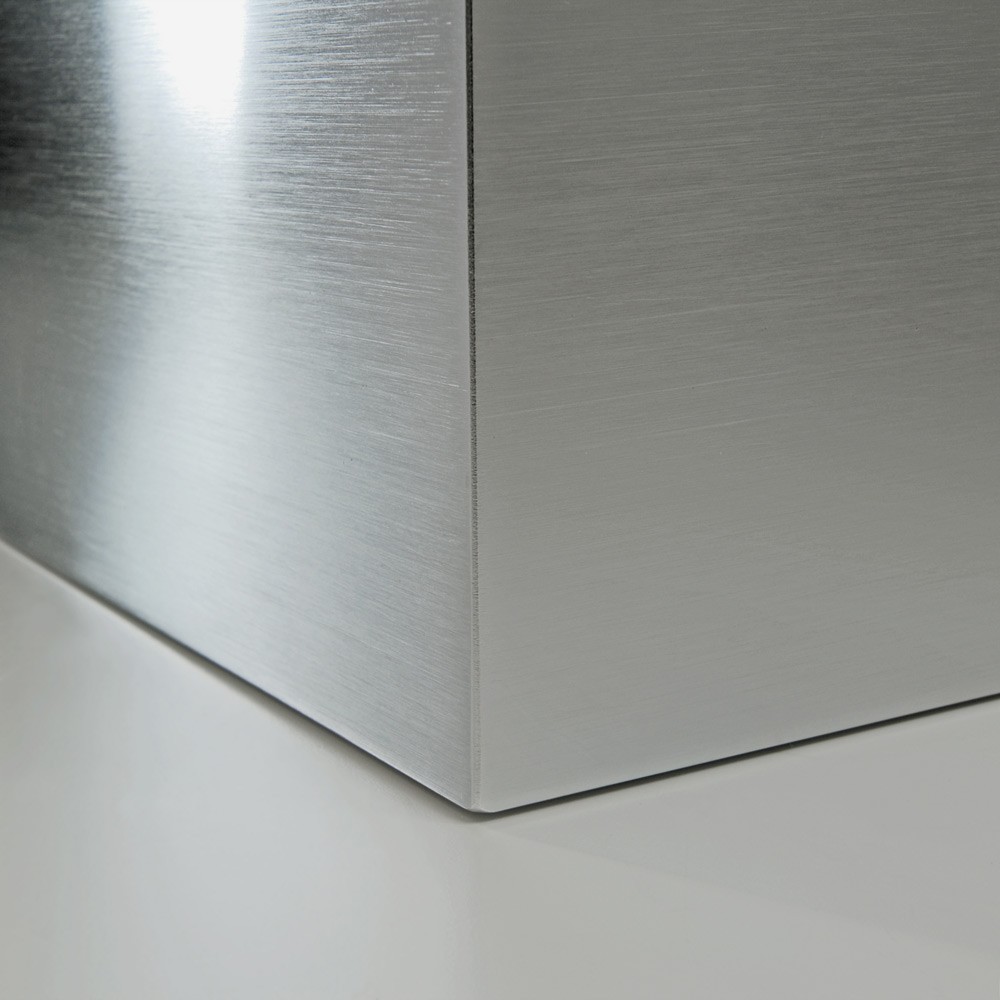 Urna-funeraria-de-hierro-THERE-IS-A-LIGHT