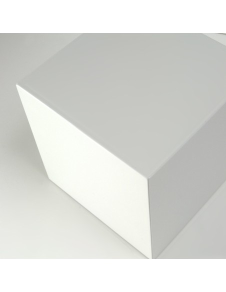 Urna-funeraria-de-hierro-THERE-IS-A-LIGHT