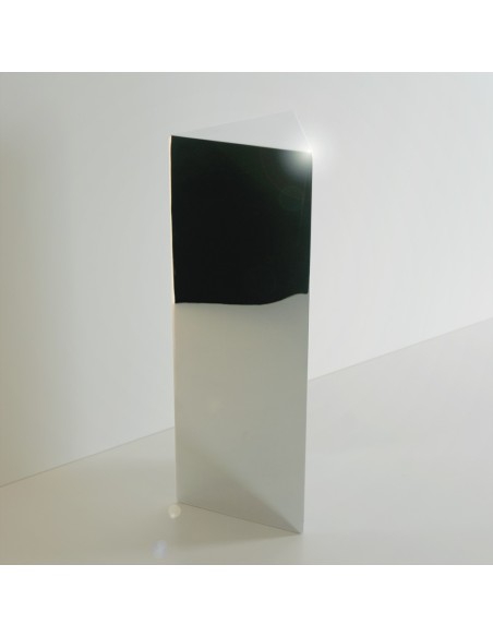 Urna-funeraria-de-hierro-THERE-IS-A-LIGHT