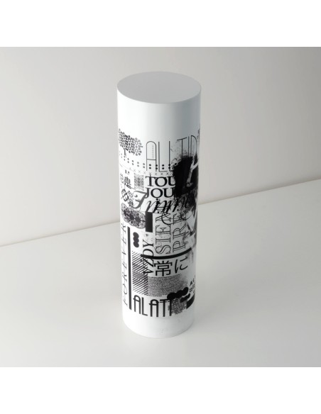 Urna-funeraria-de-hierro-THERE-IS-A-LIGHT