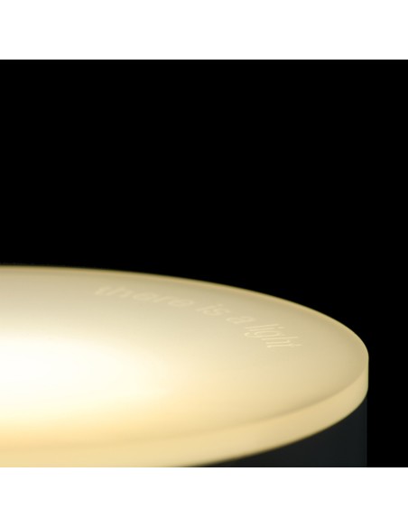 Urna-funeraria-de-hierro-THERE-IS-A-LIGHT