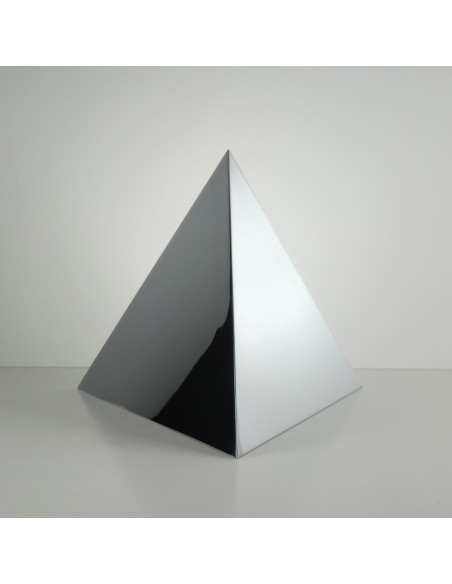Urna-funeraria-de-acero-inoxidable-MIRROR-PYRAMID