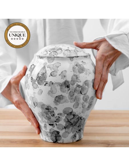 BIANCO CARRARA Ceramic Urn